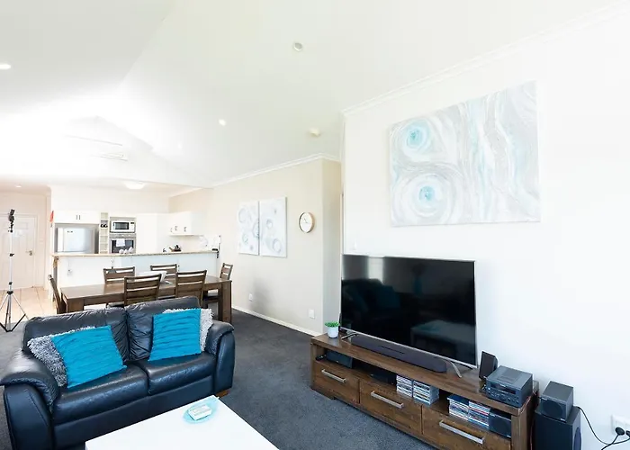 Meridian Beachside Apartments